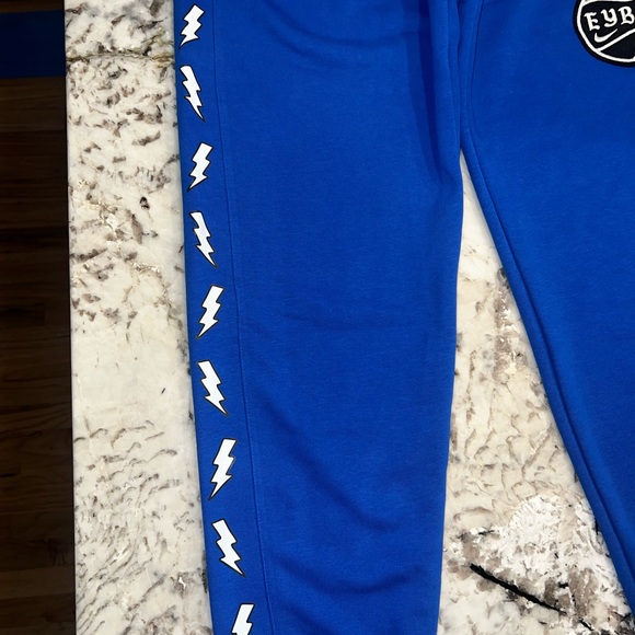 NWT: EYBL Nike Sweatpants VERY RARE Sz XS - Picture 4 of 6